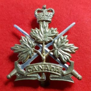 Canadian Infantry Army Cap Badge
