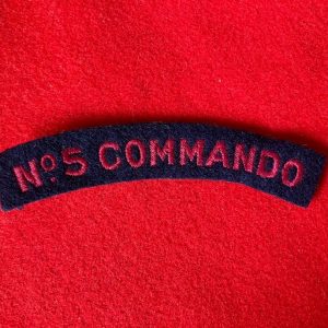 No 5 Commando shoulder title