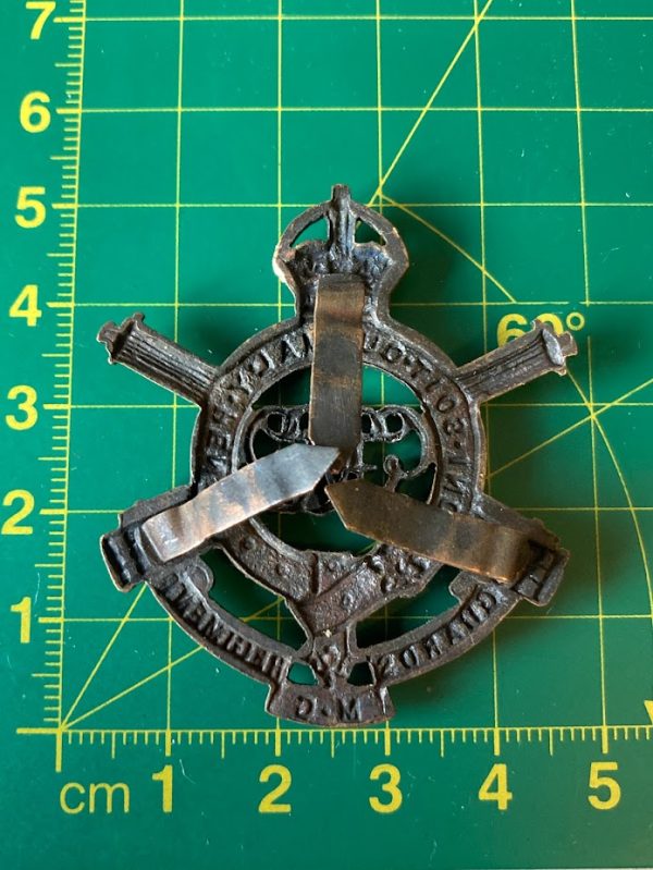 Guards Machine Gun Regiment Officers cap badge