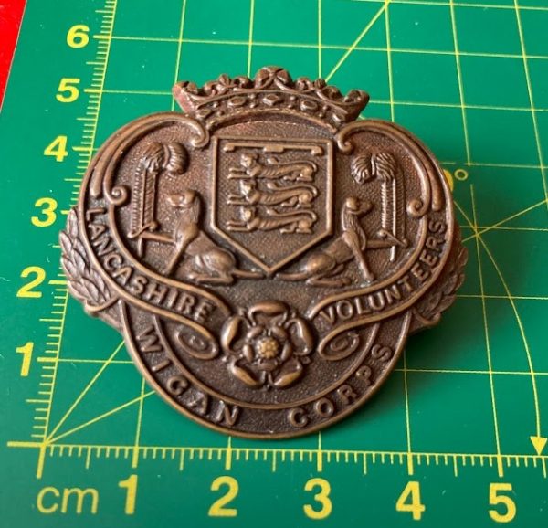 Lancashire Volunteers Wigan Corps bronze cap badge