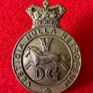 VICTORIAN 5th Dragoon Guards Cap Badge