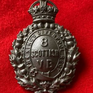 8th Scottish VB headdress badge