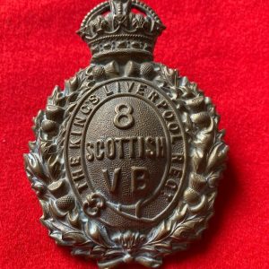 8th Scottish VB headdress badge