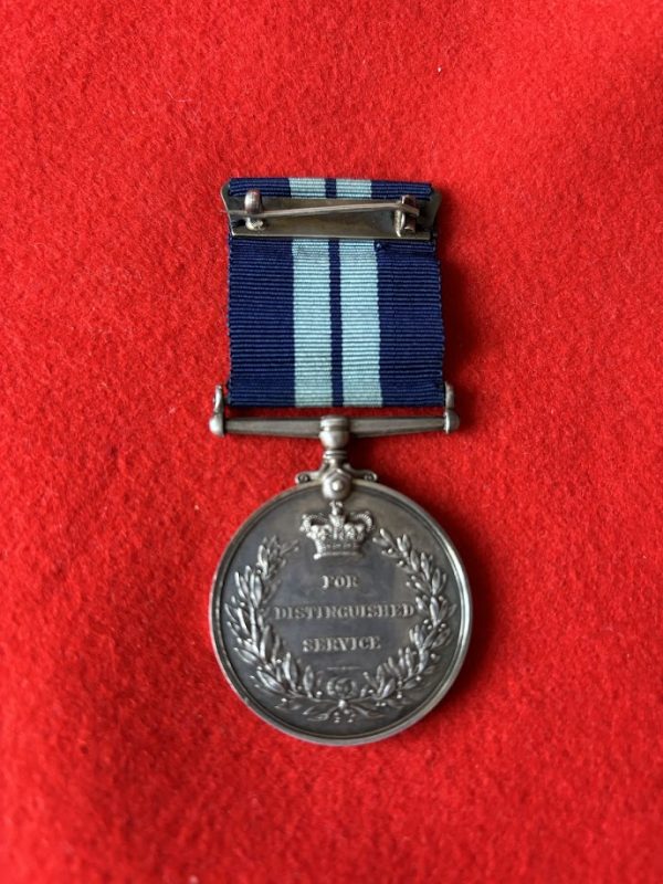 Acting Leading Signaller W E Pearce D/JX163773